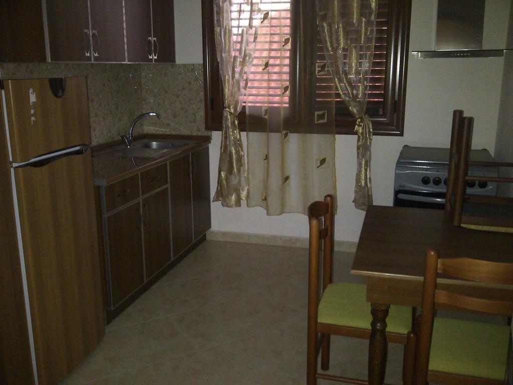 Guesthouse Fatos Biti Divjake Chambre photo