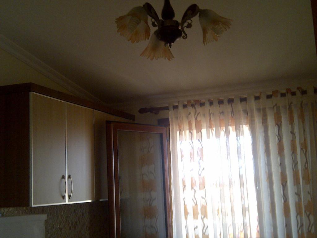 Guesthouse Fatos Biti Divjake Chambre photo